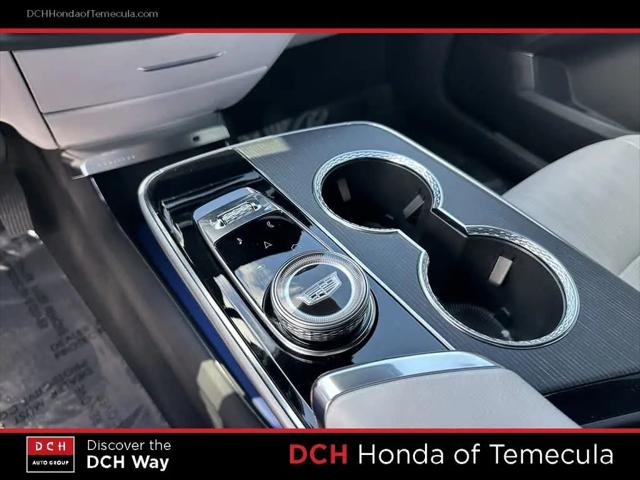 2025 Cadillac iQ Luxury 1 RWD