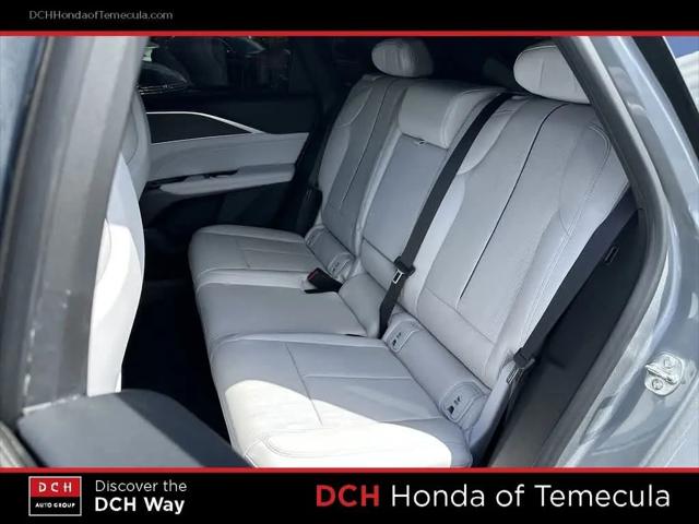 2025 Cadillac iQ Luxury 1 RWD