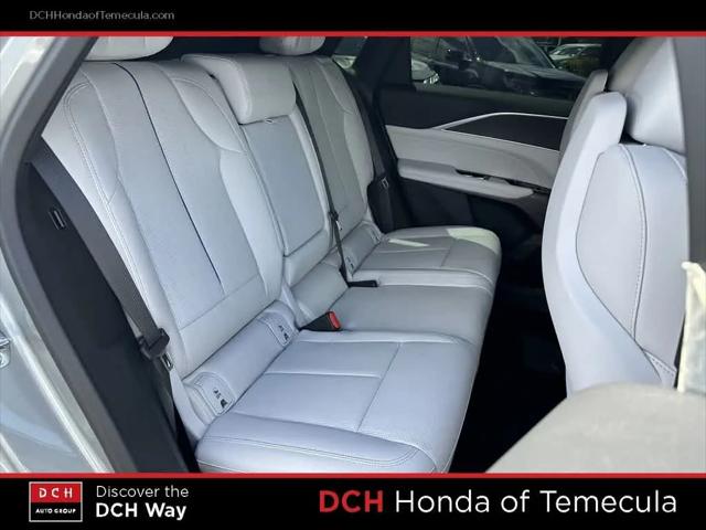 2025 Cadillac iQ Luxury 1 RWD