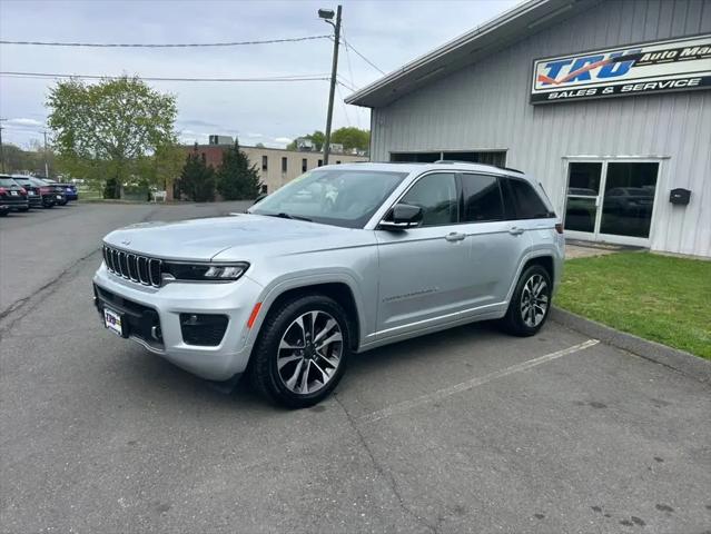 2023 Jeep Grand Cherokee Overland 4x4 for sale in Berlin, CT