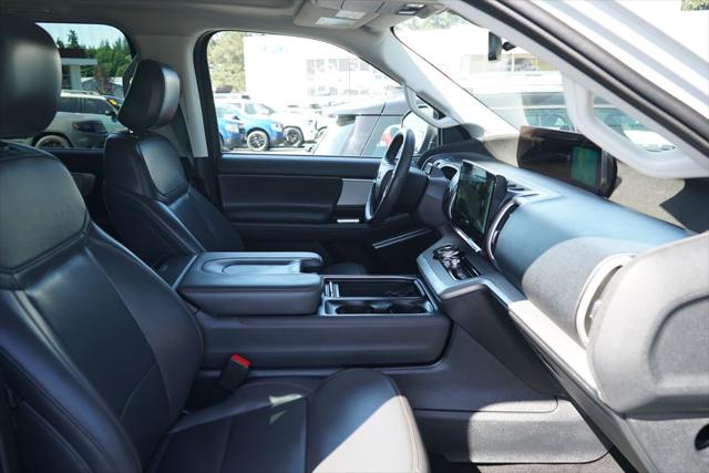 2025 Ford Expedition Active MAX