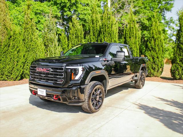2026 GMC Sierra 2500HD Crew Cab, Standard Bed, AT4, 4WD
