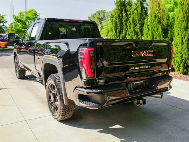 2026 GMC Sierra 2500HD Crew Cab, Standard Bed, AT4, 4WD