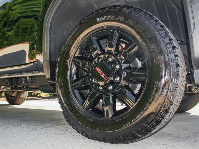 2026 GMC Sierra 2500HD Crew Cab, Standard Bed, AT4, 4WD
