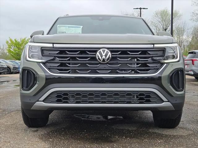 2026 Volkswagen Atlas Cross Sport SE with Technology
