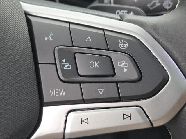 2026 Volkswagen Atlas Cross Sport SE with Technology