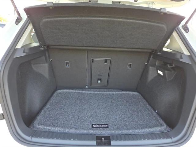 2026 Volkswagen Taos SEL