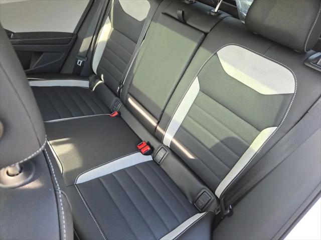 2026 Volkswagen Taos SEL