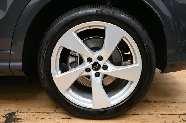 2025 Audi Q5 Prestige TFSI quattro S tronic