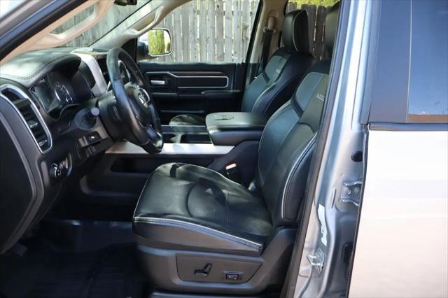 2020 Ram 3500 Laramie Crew Cab 4x4 8' Box