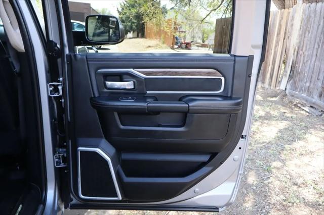 2020 Ram 3500 Laramie Crew Cab 4x4 8' Box