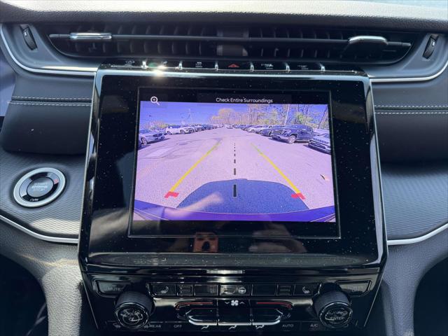 2025 Jeep Grand Cherokee Laredo X 4x4