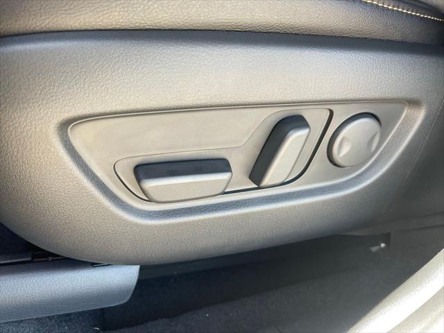 2026 Mazda X-90 3.3 Turbo Select