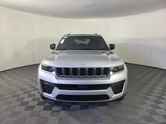 2026 Jeep Grand Cherokee Limited 4x2