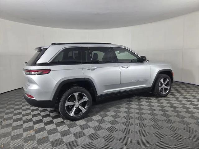 2026 Jeep Grand Cherokee Limited 4x2