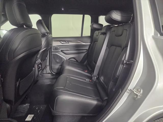 2026 Jeep Grand Cherokee Limited 4x2