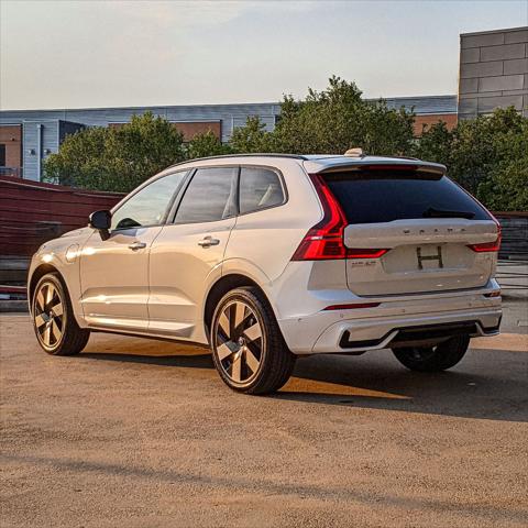 2024 Volvo XC60 Recharge T8 Plus Dark Theme