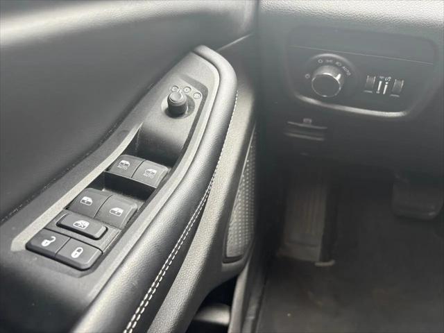 2024 Jeep Grand Cherokee L Laredo 4x4