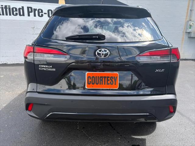 2025 Toyota Corolla Cross XLE