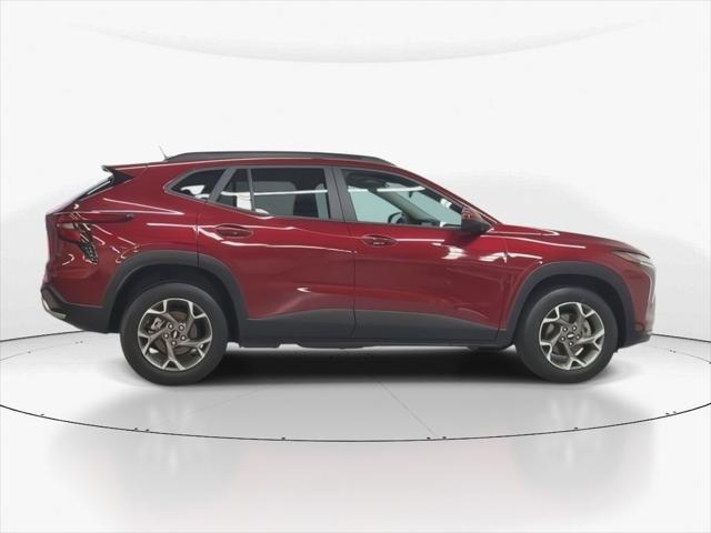 2025 Chevrolet Trax FWD LT