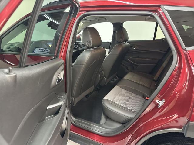 2025 Chevrolet Trax FWD LT
