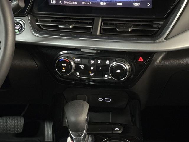 2025 Chevrolet Trax FWD LT