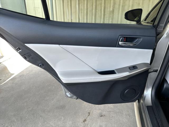 2015 Lexus IS 250 250