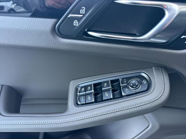 2026 Porsche Macan Unknown