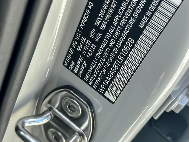 2026 Porsche Macan Unknown