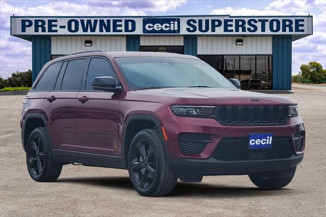 2023 Jeep Grand Cherokee Altitude 4x2 for sale in Uvalde, TX