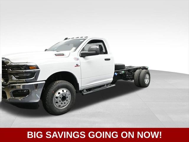 2026 RAM Ram 3500 Chassis Cab RAM 3500 TRADESMAN CHASSIS REGULAR CAB 4X4 84 CA