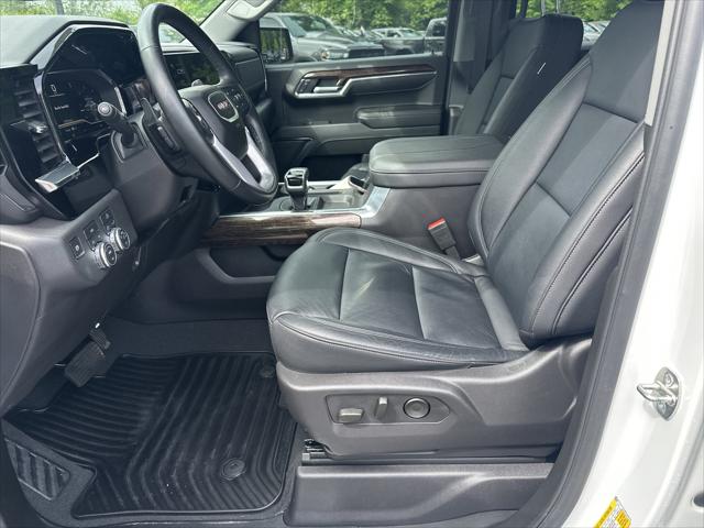 2024 GMC Sierra 1500 4WD Crew Cab Short Box Elevation with 3SB