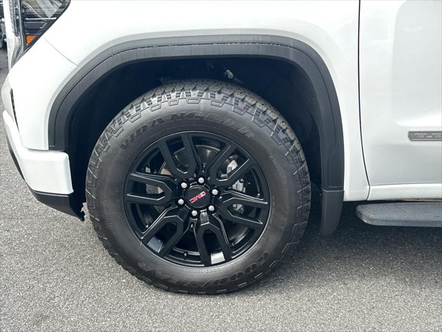 2024 GMC Sierra 1500 4WD Crew Cab Short Box Elevation with 3SB