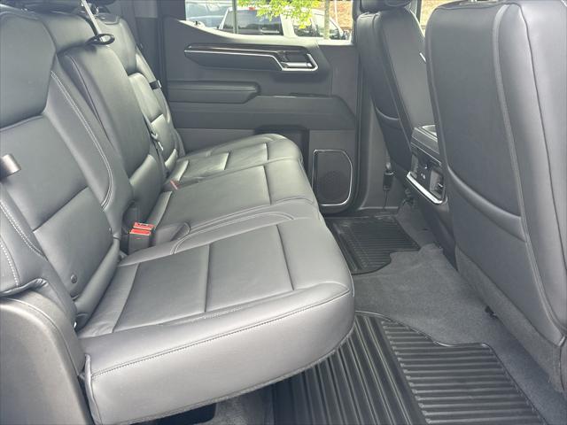 2024 GMC Sierra 1500 4WD Crew Cab Short Box Elevation with 3SB