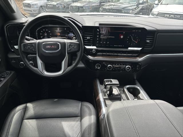 2024 GMC Sierra 1500 4WD Crew Cab Short Box Elevation with 3SB