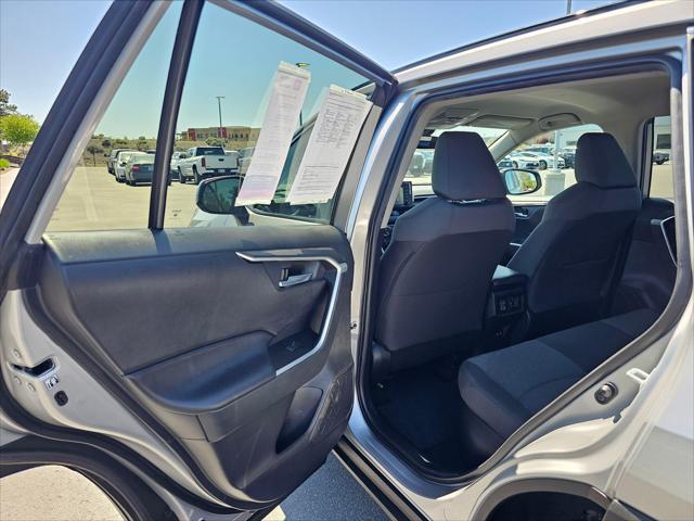 2020 Toyota RAV4 Hybrid XLE