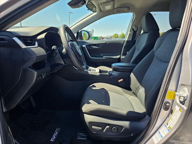 2020 Toyota RAV4 Hybrid XLE