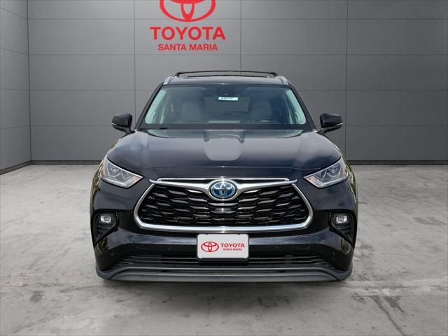 2022 Toyota Highlander Hybrid Limited