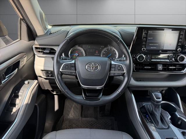 2022 Toyota Highlander Hybrid Limited