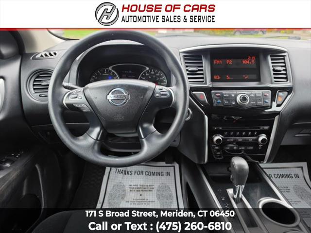 2016 Nissan Pathfinder S