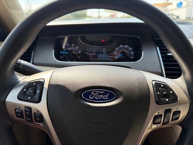 2016 Ford Taurus SE