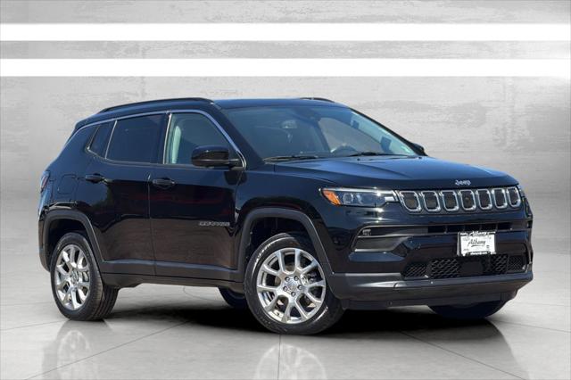 2022 Jeep Compass Latitude Lux 4x4 for sale in Albany, OR