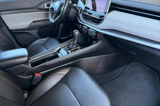 2022 Jeep Compass Latitude Lux 4x4