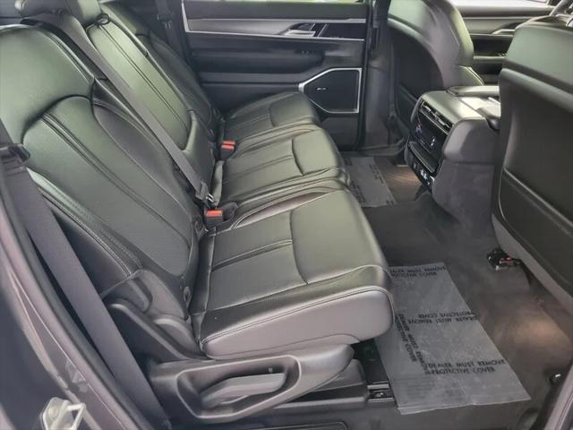 2025 Jeep Wagoneer 4x4