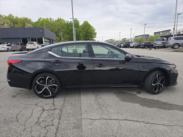 2024 Nissan Altima SR FWD