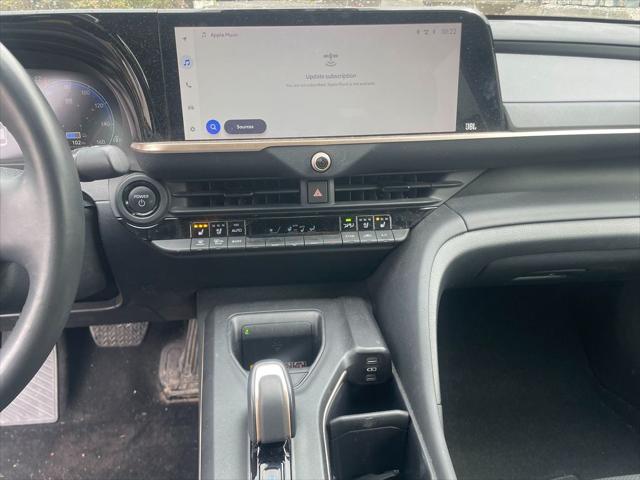 2023 Toyota Crown Limited