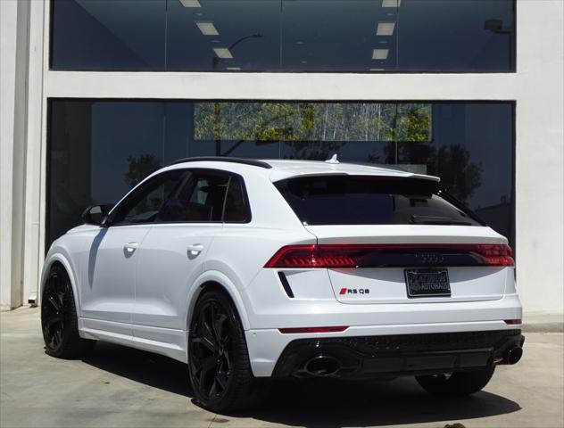 2024 Audi RS Q8 TFSI quattro Tiptronic