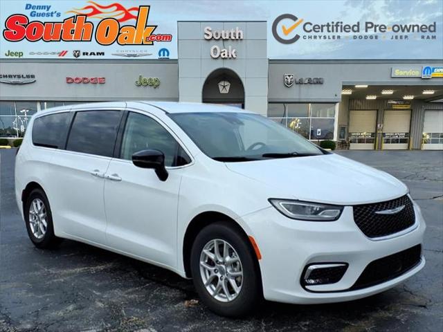 2024 Chrysler Pacifica Touring L for sale in Matteson, IL