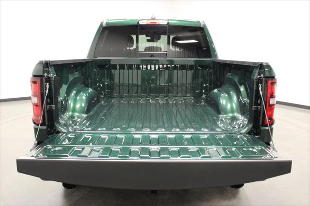 2026 Ram 1500 Express Crew Cab 4x4 5'7" Box