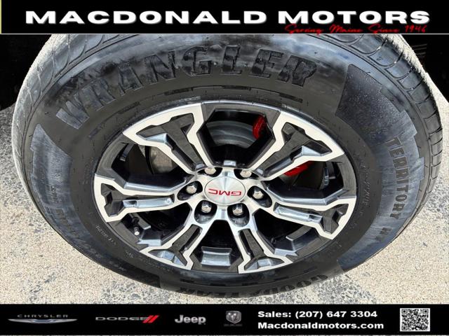 2024 GMC Canyon 4WD AT4